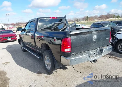 2017 Ram 2500 Tradesman 4X4 6'4 Box z USA, uszkodzony, nr VIN 3C6UR5CJ3HG698482